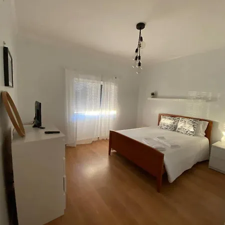 Ξενοδοχείο με διαμερίσματα Zulla House