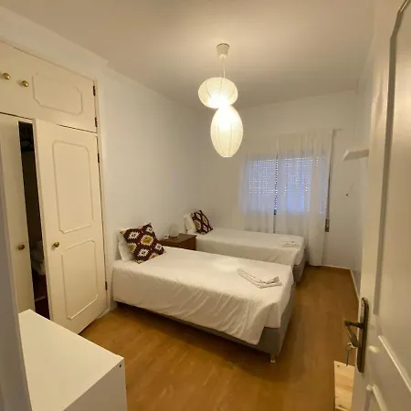 Zulla House Ξενοδοχείο με διαμερίσματα *